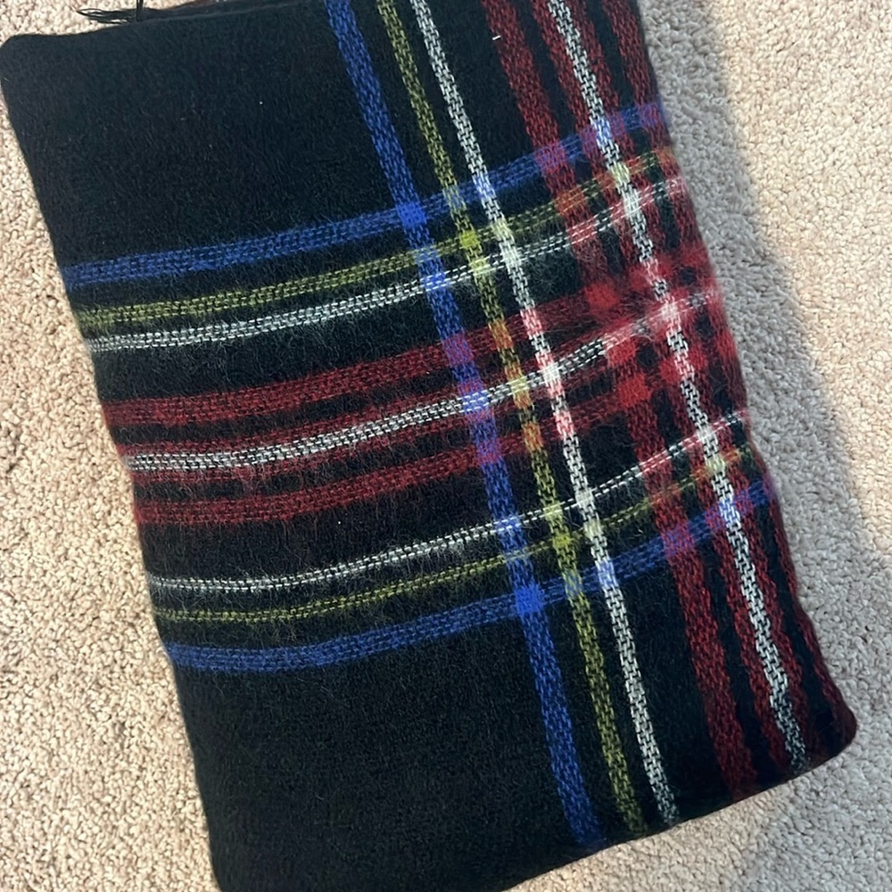 Zara Plaid Blanket Scarf, Like New